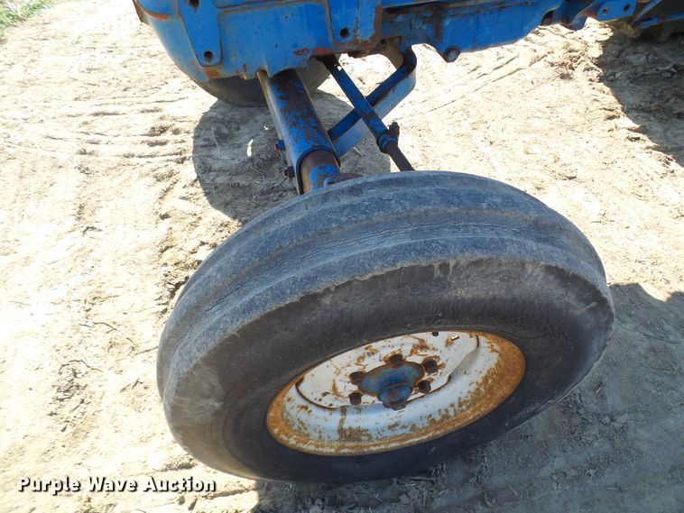 image for item DC2890 1968 Ford 5000  tractor