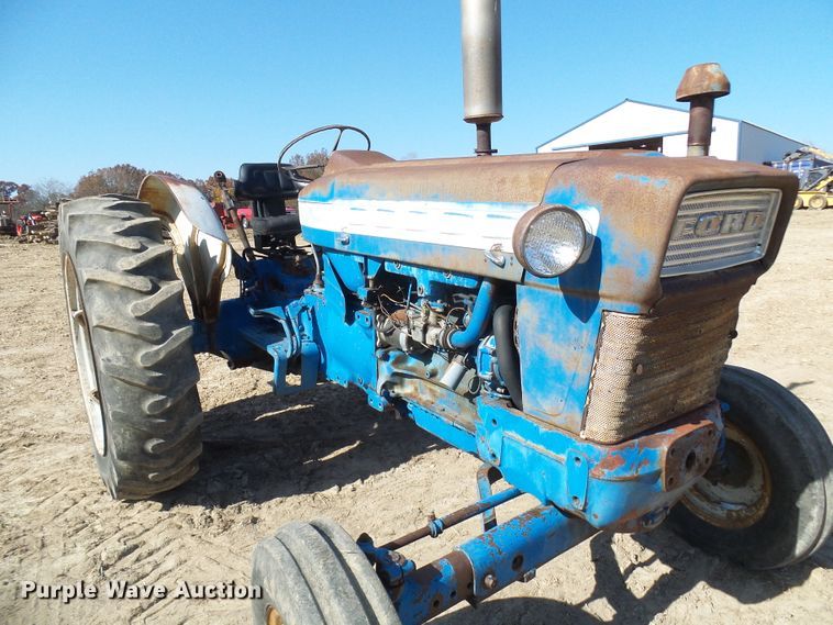 image for item DC2890 1968 Ford 5000  tractor