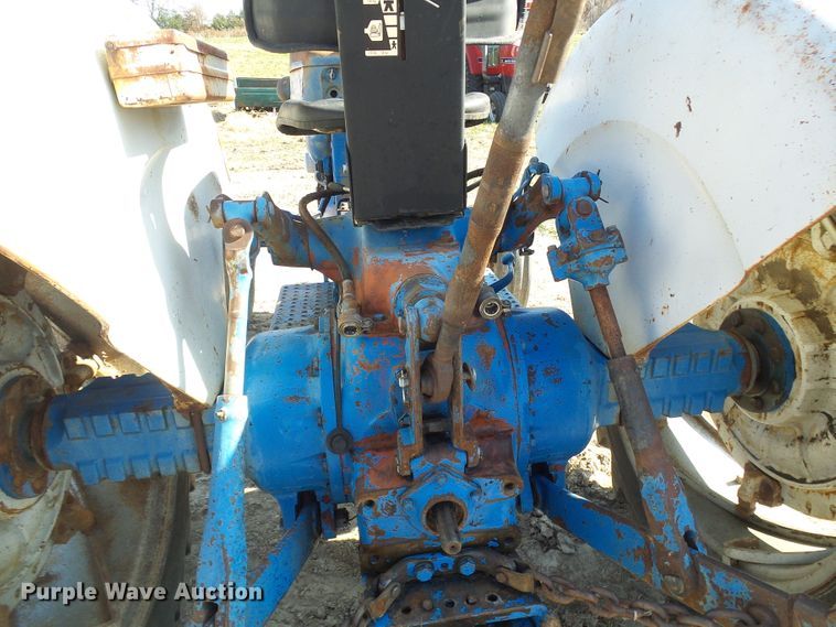 image for item DC2890 1968 Ford 5000  tractor