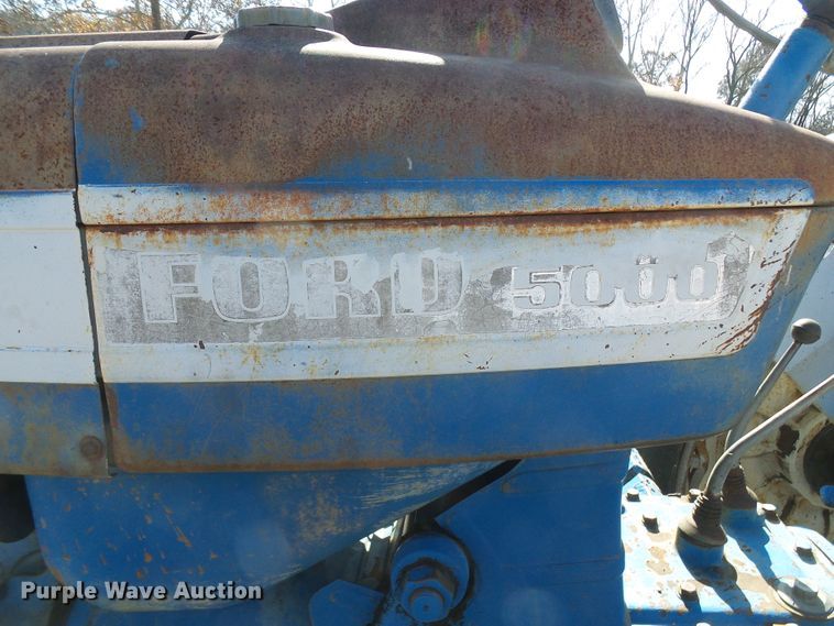 image for item DC2890 1968 Ford 5000  tractor