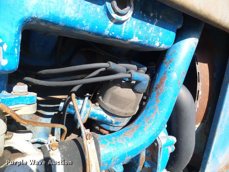 image for item DC2890 1968 Ford 5000  tractor