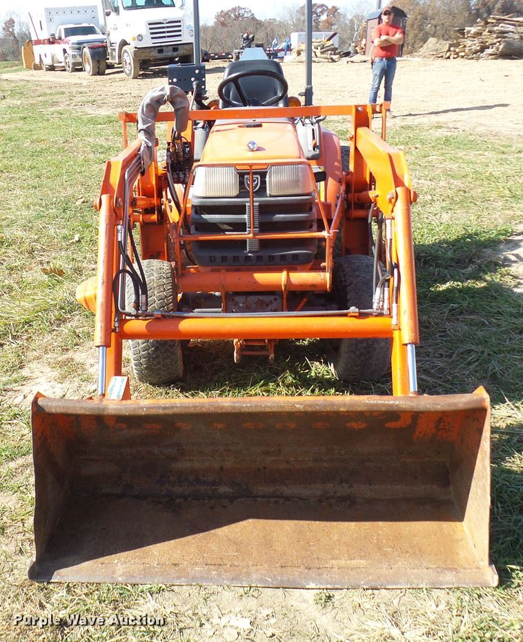 image for item DC2894 Kubota B2400  MFWD tractor