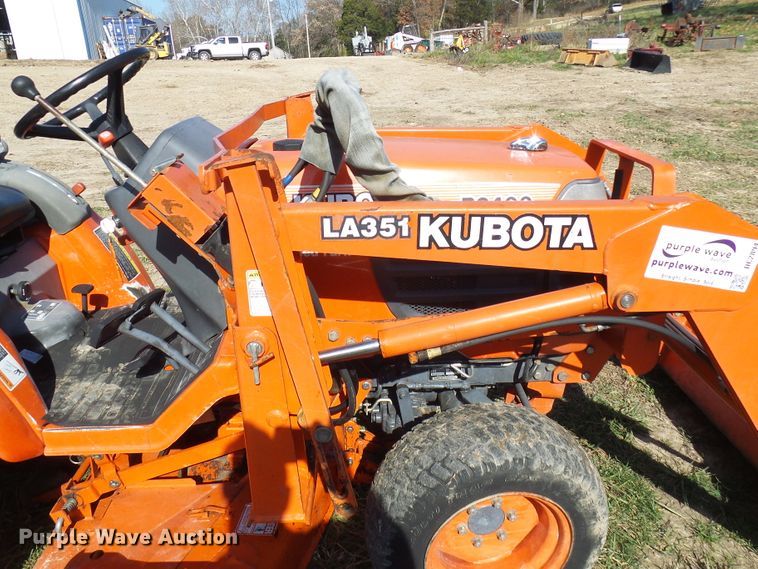 image for item DC2894 Kubota B2400  MFWD tractor