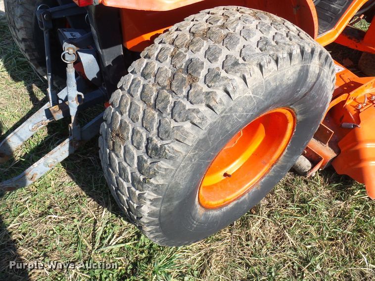 image for item DC2894 Kubota B2400  MFWD tractor