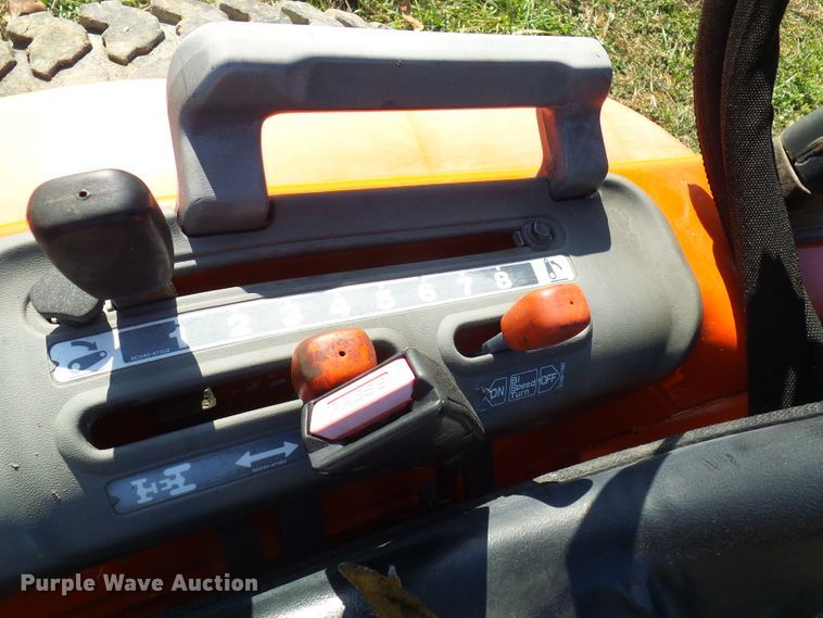 image for item DC2894 Kubota B2400  MFWD tractor