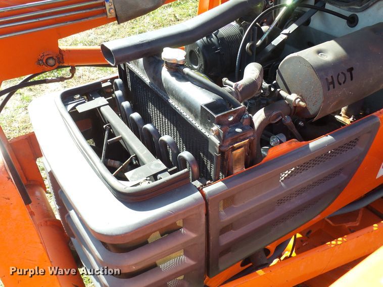 image for item DC2894 Kubota B2400  MFWD tractor