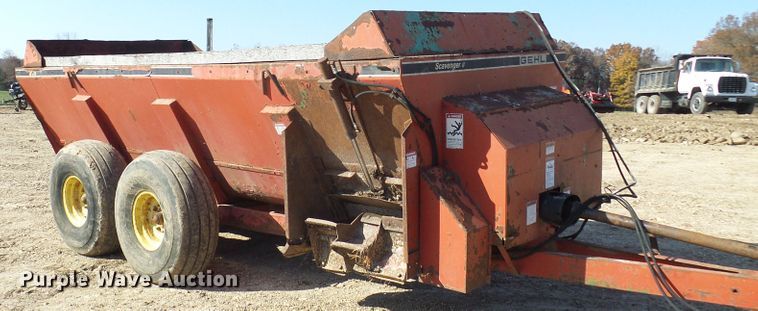 image for item DC2895 Gehl 315 Scavenger II manure spreader