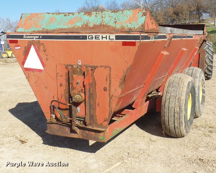 image for item DC2895 Gehl 315 Scavenger II manure spreader