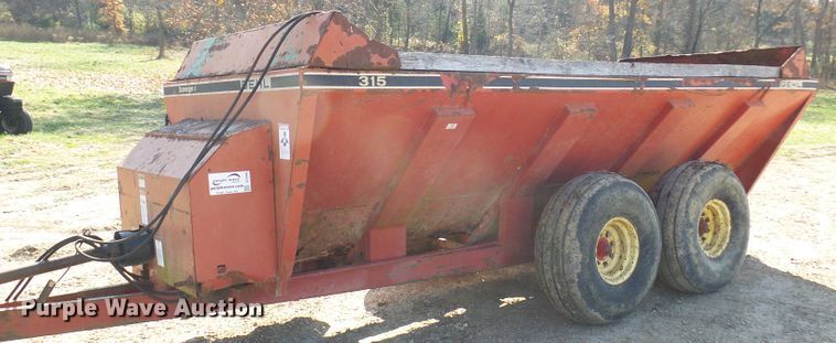 image for item DC2895 Gehl 315 Scavenger II manure spreader