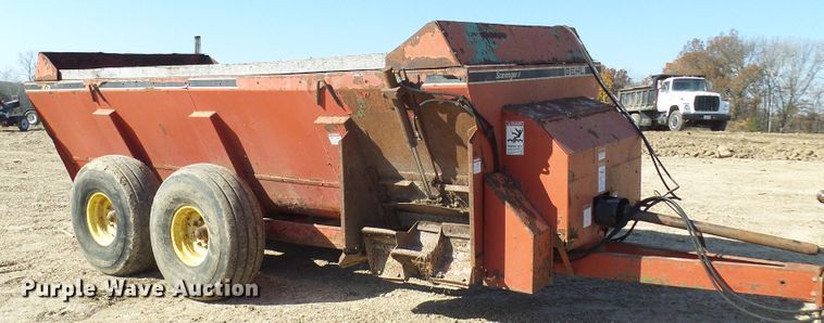 image for item DC2895 Gehl 315 Scavenger II manure spreader