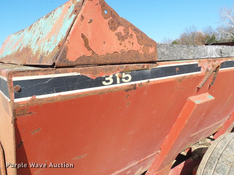 image for item DC2895 Gehl 315 Scavenger II manure spreader