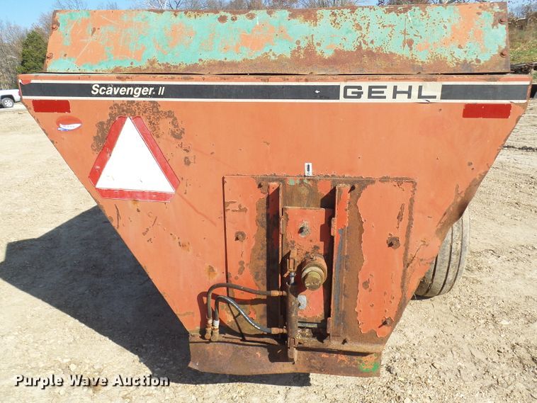 image for item DC2895 Gehl 315 Scavenger II manure spreader