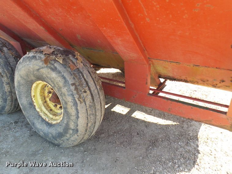 image for item DC2895 Gehl 315 Scavenger II manure spreader