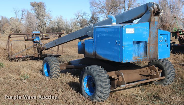 image for item DD6161 Mark Lift 40  boom lift