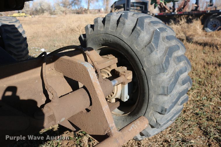 image for item DD6161 Mark Lift 40  boom lift