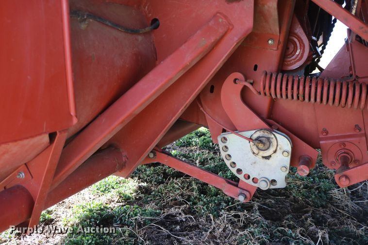 image for item DD6162 2006 Hesston 4760  large square baler