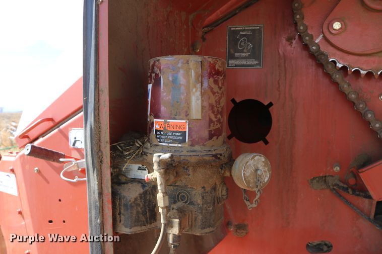 image for item DD6162 2006 Hesston 4760  large square baler