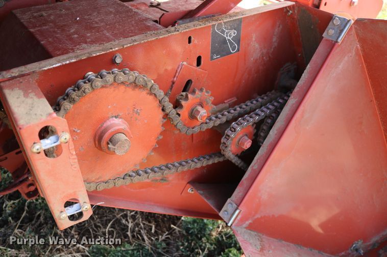 image for item DD6162 2006 Hesston 4760  large square baler