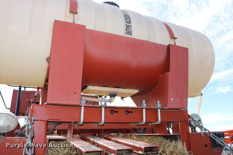 image for item DD6162 2006 Hesston 4760  large square baler