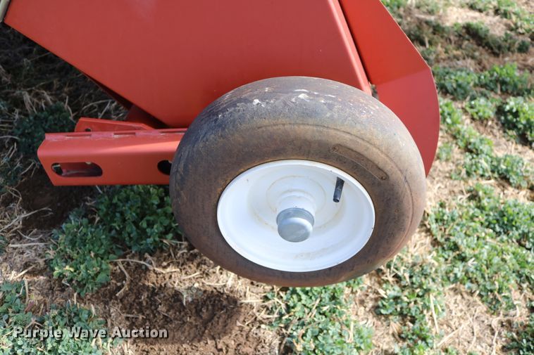 image for item DD6162 2006 Hesston 4760  large square baler