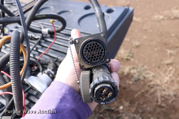 image for item DD6162 2006 Hesston 4760  large square baler