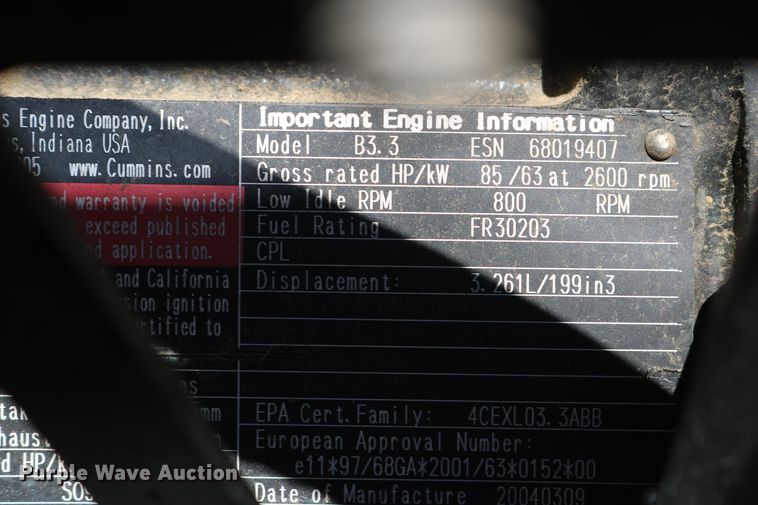 image for item DD6163 2004 Hesston 9230  windrower