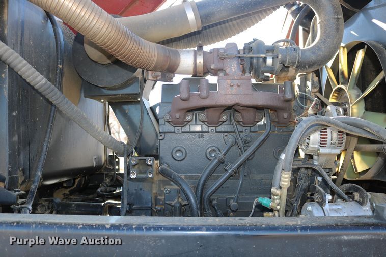 image for item DD6163 2004 Hesston 9230  windrower