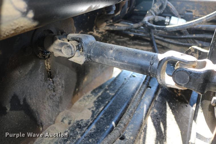 image for item DD6163 2004 Hesston 9230  windrower