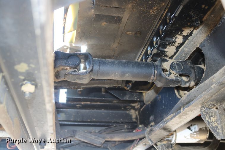 image for item DD6163 2004 Hesston 9230  windrower