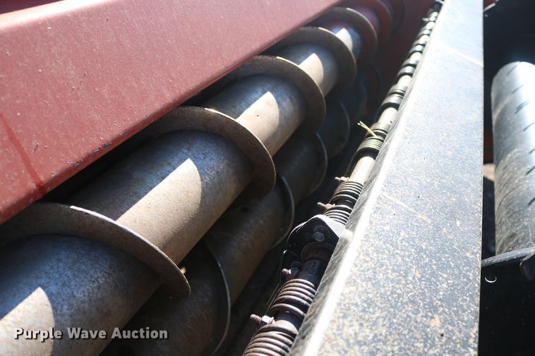 image for item DD6163 2004 Hesston 9230  windrower