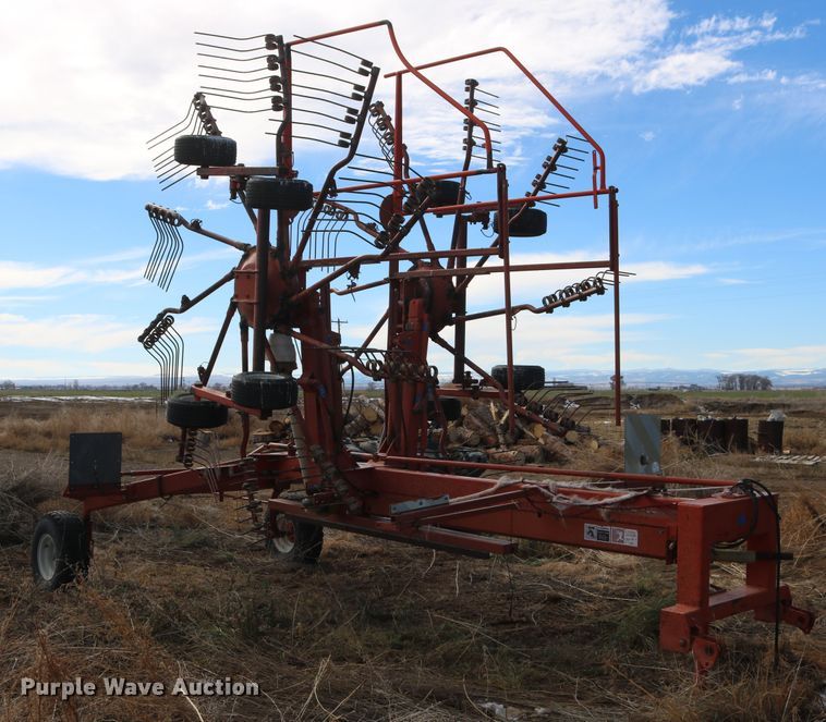 image for item DD6165 Kuhn GA7301 hay rake