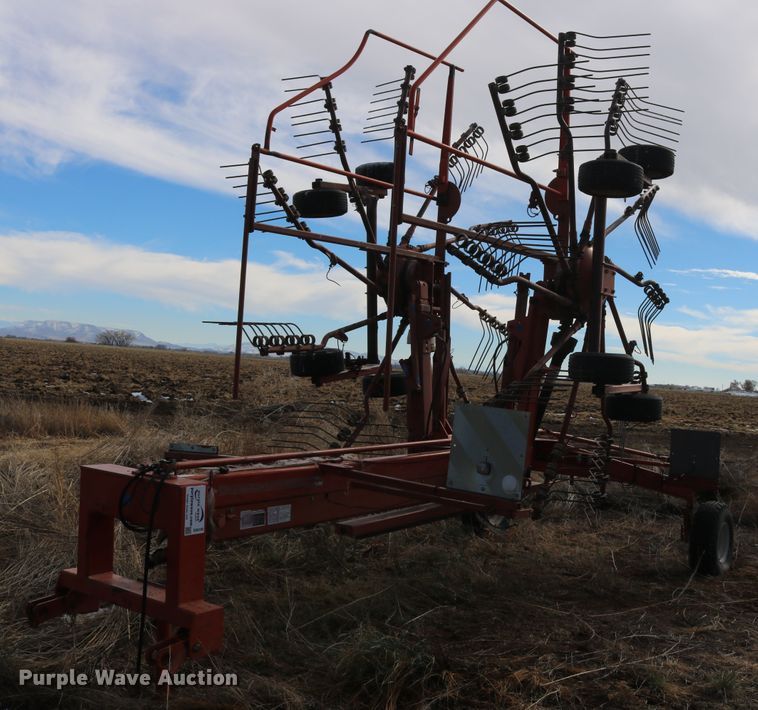image for item DD6165 Kuhn GA7301 hay rake