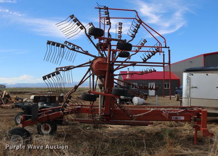 image for item DD6165 Kuhn GA7301 hay rake