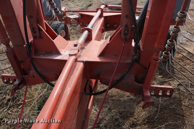 image for item DD6165 Kuhn GA7301 hay rake