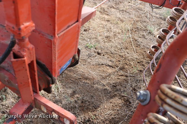 image for item DD6165 Kuhn GA7301 hay rake