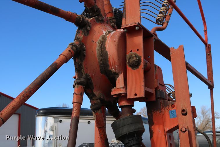 image for item DD6165 Kuhn GA7301 hay rake