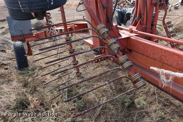 image for item DD6165 Kuhn GA7301 hay rake