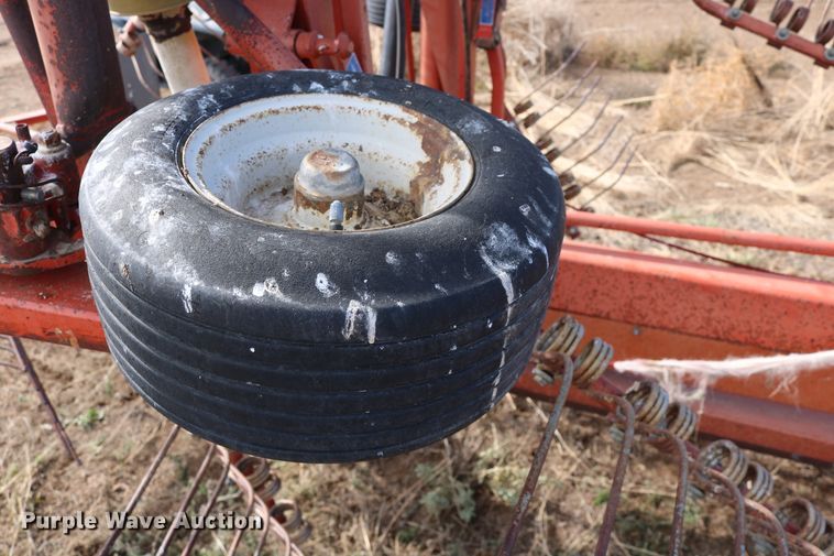 image for item DD6165 Kuhn GA7301 hay rake