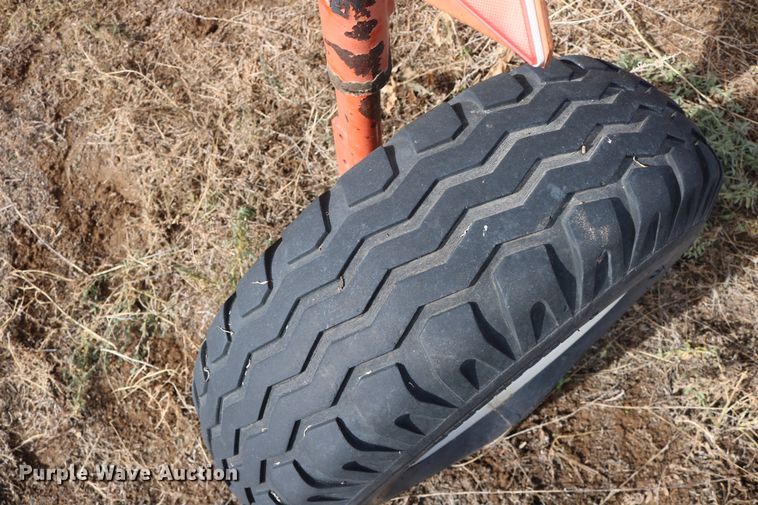 image for item DD6165 Kuhn GA7301 hay rake