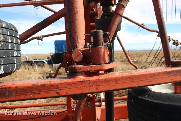 image for item DD6165 Kuhn GA7301 hay rake