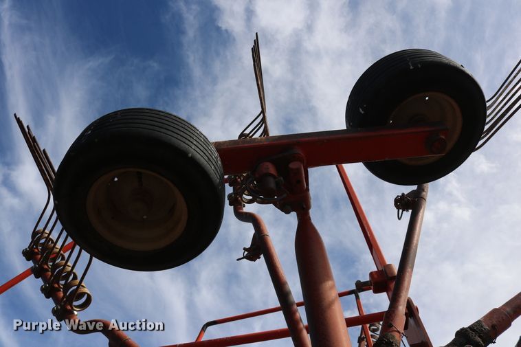 image for item DD6165 Kuhn GA7301 hay rake
