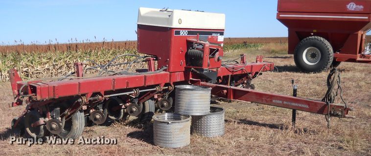 image for item DF4534 Case IH 900 Cyclo Air planter