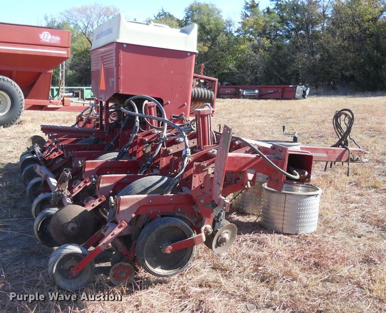 image for item DF4534 Case IH 900 Cyclo Air planter