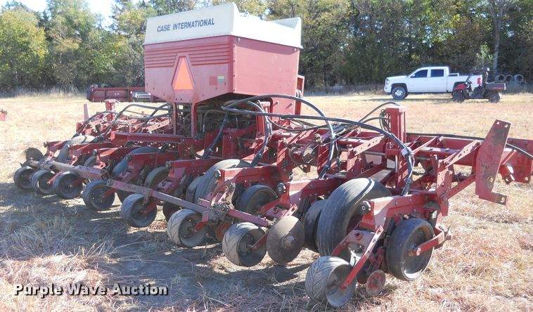 image for item DF4534 Case IH 900 Cyclo Air planter