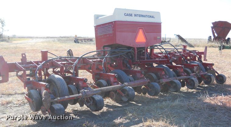 image for item DF4534 Case IH 900 Cyclo Air planter