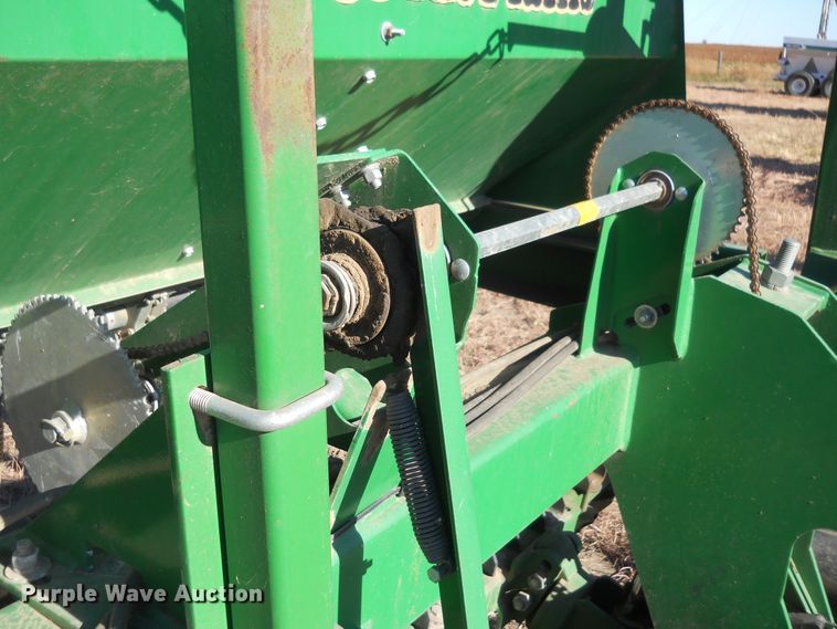 image for item DF4535 1997 Great Plains 3S-3000 grain drill