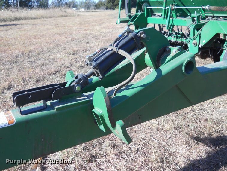 image for item DF4535 1997 Great Plains 3S-3000 grain drill