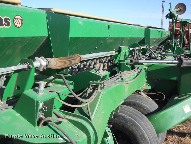 image for item DF4535 1997 Great Plains 3S-3000 grain drill