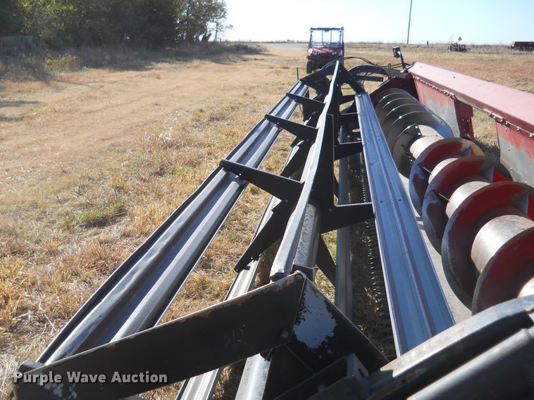 image for item DF4539 Case IH 1010 rigid head