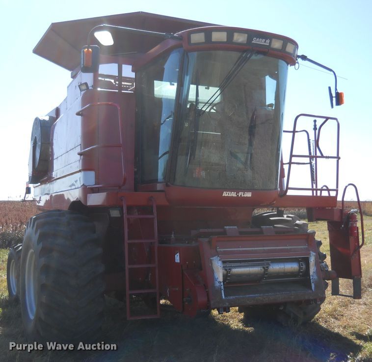 image for item DF4540 Case IH 2388  Axial-Flow combine